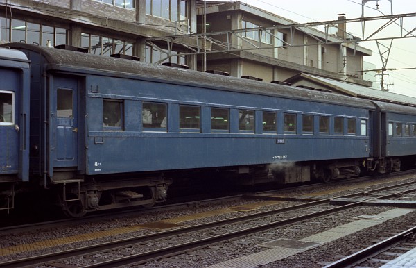 オハフ33 387 (1984年 3月16日 米子駅)